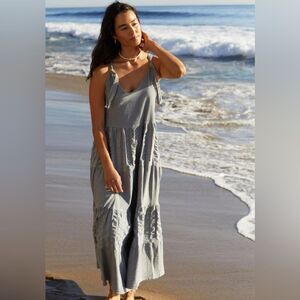 Amadi Women’s Grey Boho Hippie Tiered Flowy Minimalist Lagenlook Maxi Dress Med